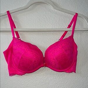 Victoria's Secret Pink T-Shirt Bra